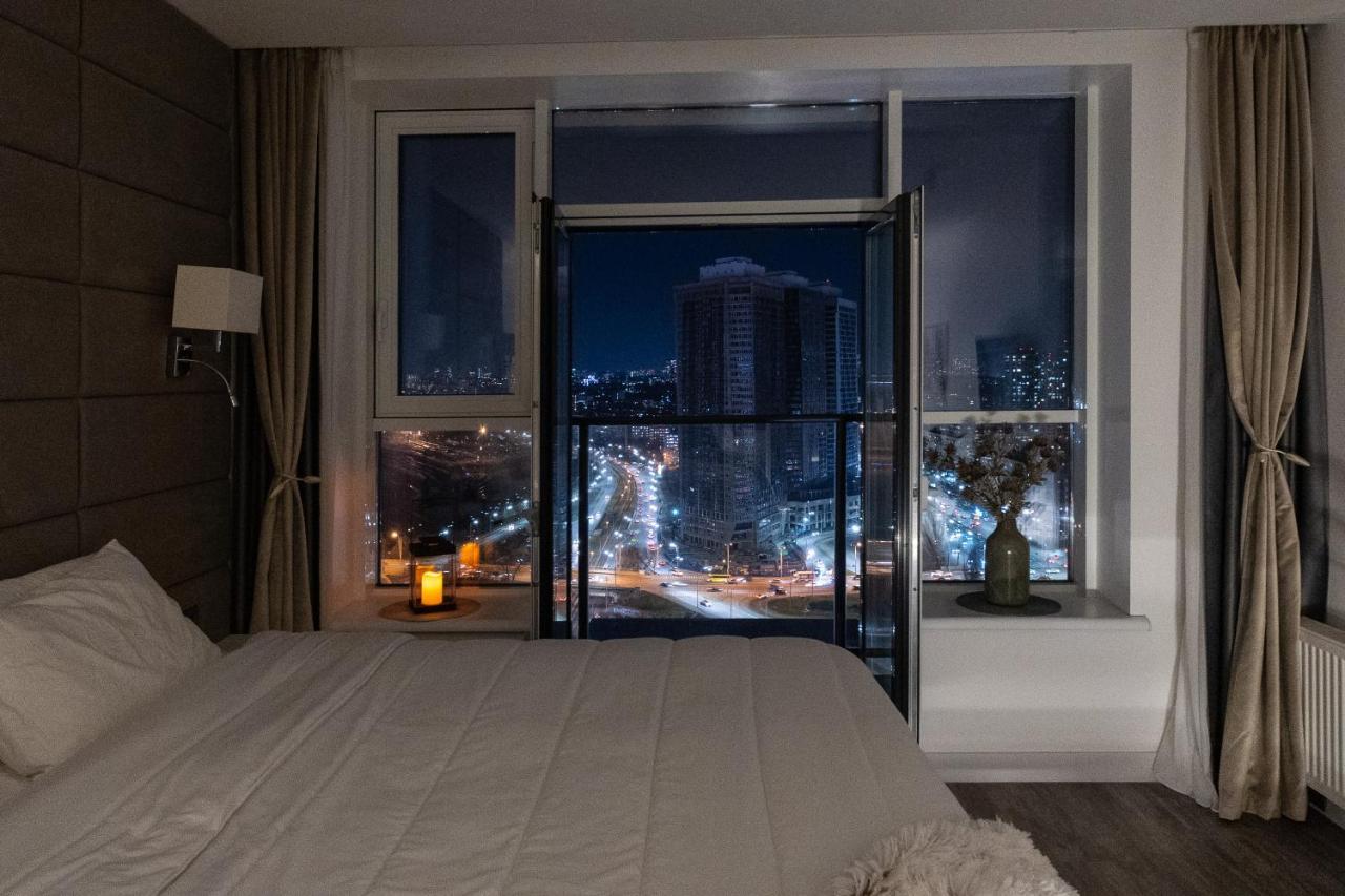 Victory-29 Luxury Apartment Center 키예프 외부 사진