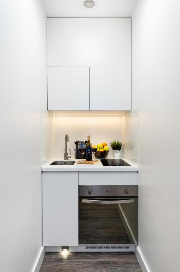 Victory-29 Luxury Apartment Center 키예프 외부 사진